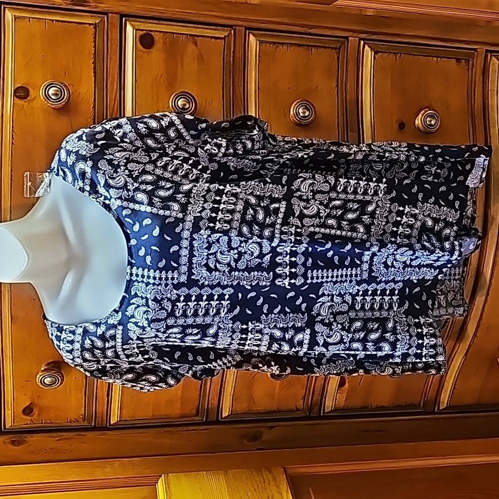 Women's blouse